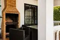 5 bedroom house 328 m² Dos Hermanas, Spain