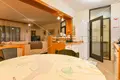 Дом 4 комнаты 213 м² Велика-Горица, Хорватия