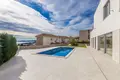 Villa de tres dormitorios 400 m² Krk, Croacia