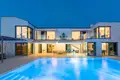 Casa 5 habitaciones 357 m² Motovun, Croacia