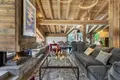 Chalet 5 chambres  en Lyon, France