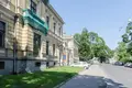 Miethaus 2 500 m² Riga, Lettland