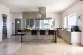 Haus 5 Schlafzimmer 643 m² Dos Hermanas, Spanien