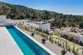 Villa 8 bedrooms 698 m² Finestrat, Spain