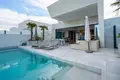 Villa de 4 dormitorios 236 m² Urbanizacion Dona Pepa, Španjolska