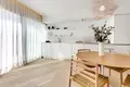 Mieszkanie 2 pokoi 87 m² Torrevieja, Hiszpania