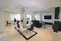Wohnung 4 Schlafzimmer 450 m² Marbella, Spanien