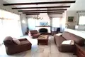 Вилла 3 спальни 240 м² Artola, Испания