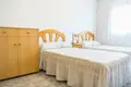 Mieszkanie 3 pokoi 75 m² Torrevieja, Hiszpania