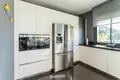 Chalet 4 bedrooms 372 m² Serrabrava, Spain