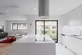 Квартира 2 спальни 110 м² Alvalade, Португалия