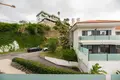 Wohnkomplex Moradia T3 Renovada em Condomínio com Piscina – Monte Estoril
