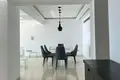 Mieszkanie 3 pokoi 195 m² Jermasoja, Cypr