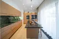 Mieszkanie 5 pokojów 206 m² Jurmała, Łotwa