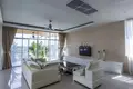 Villa 9 Schlafzimmer 1 100 m² Rawai, Thailand