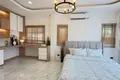 Haus 4 Schlafzimmer  Pattaya, Thailand