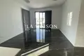 Mieszkanie 3 pokoi 135 m² w Nikozja, Cypr