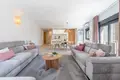 Mieszkanie 2 pokoi 135 m² Fuengirola, Hiszpania