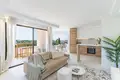 Mieszkanie 2 pokoi 100 m² Estepona, Hiszpania