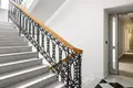 Коммерческое помещение 10 комнат 675 м² в Варшаве, Польша