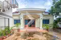 Villa de 4 habitaciones  en Krous, Camboya