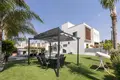 4 bedroom apartment 198 m² Oroklini, Cyprus