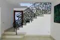 4-Schlafzimmer-Villa 208 m² Estepona, Spanien