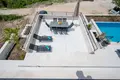 Вилла 4 спальни 250 м² Тиват, Черногория
