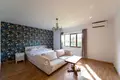 8 bedroom House 710 m² Artola, Spain