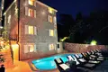 Villa 22 chambres 960 m² Perast, Monténégro