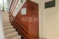 Дом 6 спален 260 м² Slatine, Хорватия