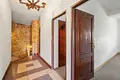 Коммерческое помещение 256 м² Laski, Польша