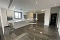 Mieszkanie 3 pokoi 135 m² w Nikozja, Cypr