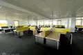 Propiedad comercial 19 habitaciones 2 168 m² en Riga, Letonia