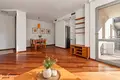 4 room apartment 90 m² in Warsaw, Poland