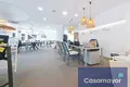 Commercial property 715 m² in Alicante, Spain