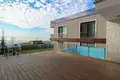 4 bedroom Villa 500 m² Aydinpinar, Turkey