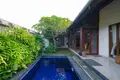 Wohnung 3 Schlafzimmer 150 m² Kerobokan Kelod, Indonesien