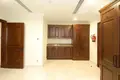 villa de 5 dormitorios 526 m² Abu Dabi, Emiratos Árabes Unidos