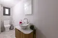 4 bedroom apartment 198 m² Oroklini, Cyprus