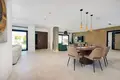 5 bedroom house 250 m² Torrevieja, Spain