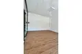 Office 1 room 31 m² in Tirana Municipality, Albania
