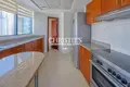 Apartamento 2 habitaciones 1 777 m² Dubái, Emiratos Árabes Unidos