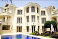 5 bedroom house 648 m² Koinoteta Agiou Tychona, Cyprus