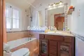 4 bedroom house 265 m² Dos Hermanas, Spain