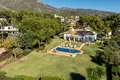 Haus 5 Schlafzimmer 1 265 m² Dos Hermanas, Spanien