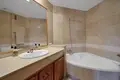 Wohnung 2 Schlafzimmer 230 m² San Pedro Alcantara, Spanien