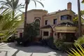 Haus 4 Schlafzimmer 1 005 m² Dos Hermanas, Spanien