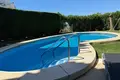 Haus 10 Schlafzimmer 560 m² Dos Hermanas, Spanien
