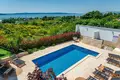 Casa 6 habitaciones 390 m² Grad Split, Croacia